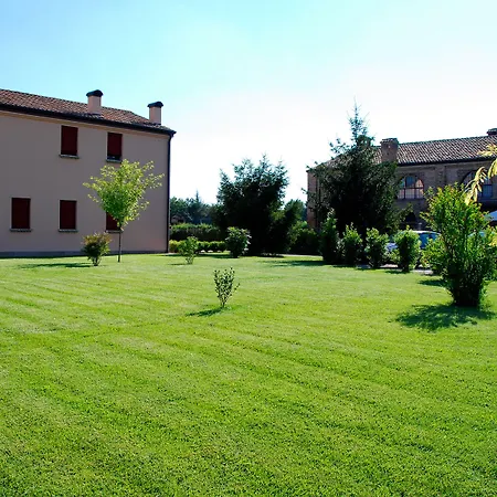 Agriturismo-r&b Corte Dei Gioghi 팜스테이 *