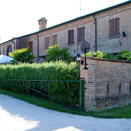 Agriturismo-r&b Corte Dei Gioghi Feriegård Ferrara
