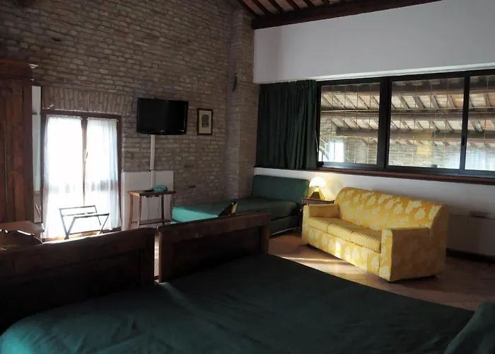 Agriturismo-r&b Corte Dei Gioghi 팜스테이