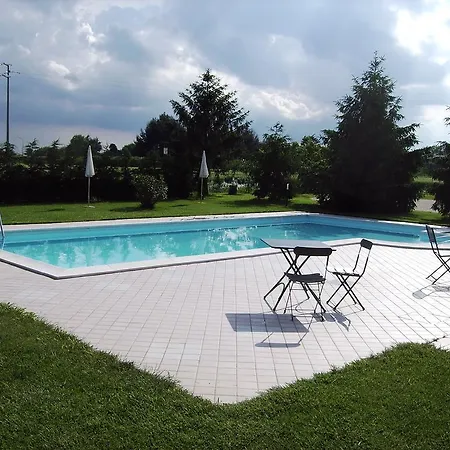 Farm stay Agriturismo-r&b Corte Dei Gioghi Ferrara