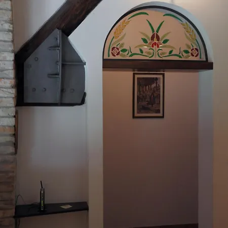 مزرعة للإقامة Agriturismo-r&b Corte Dei Gioghi