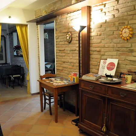 Agriturismo-r&b Corte Dei Gioghi Farm stay