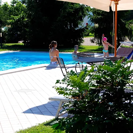 Farm stay Agriturismo-r&b Corte Dei Gioghi