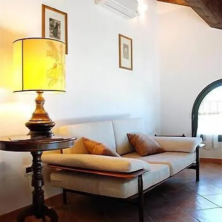 Agriturismo-r&b Corte Dei Gioghi Farm stay