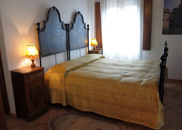 Agriturismo-r&b Corte Dei Gioghi בית חווה *