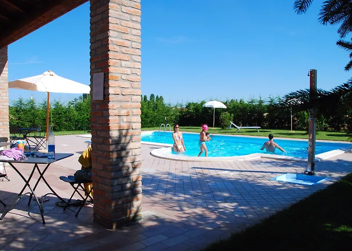 Agriturismo-r&b Corte Dei Gioghi Κατάλυμα σε φάρμα Φεράρα