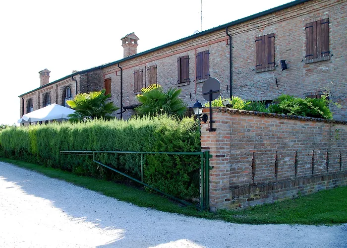 Agriturismo-r&b Corte Dei Gioghi בית חווה פררה