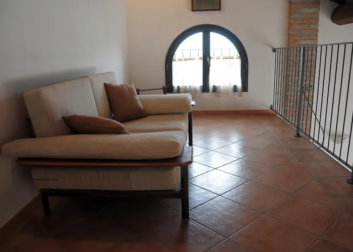 Agriturismo-r&b Corte Dei Gioghi Κατάλυμα σε φάρμα *