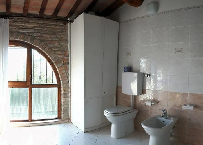 Agriturismo-r&b Corte Dei Gioghi * פררה