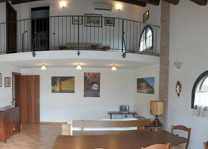 Agriturismo-r&b Corte Dei Gioghi Farm stay Ferrara