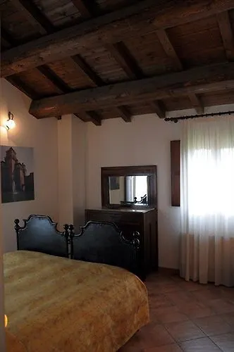 Agriturismo-r&b Corte Dei Gioghi Farm stay Ferrara