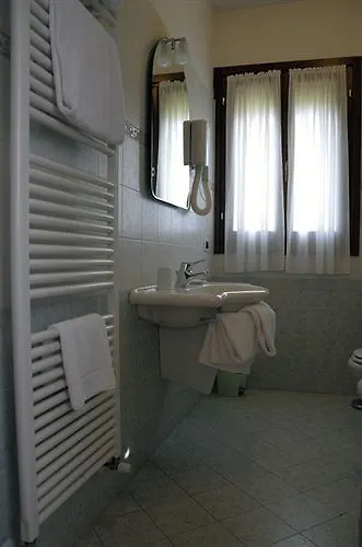 Agriturismo-r&b Corte Dei Gioghi Farm stay *